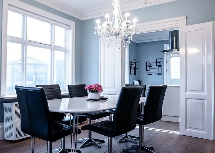 Ambassade Apartments